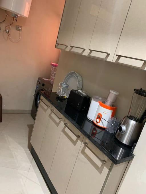 Appartement Neuf Climatise, Centre Marrakech. Marrakesh Esterno foto