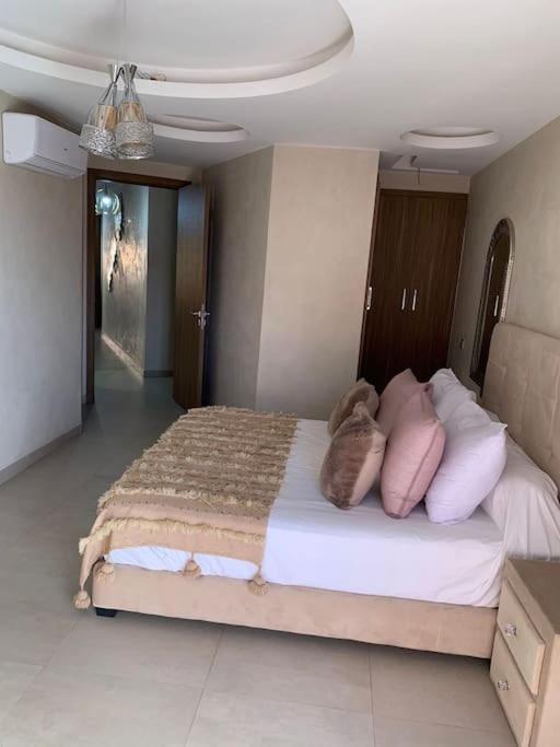 Appartement Neuf Climatise, Centre Marrakech. Marrakesh Esterno foto
