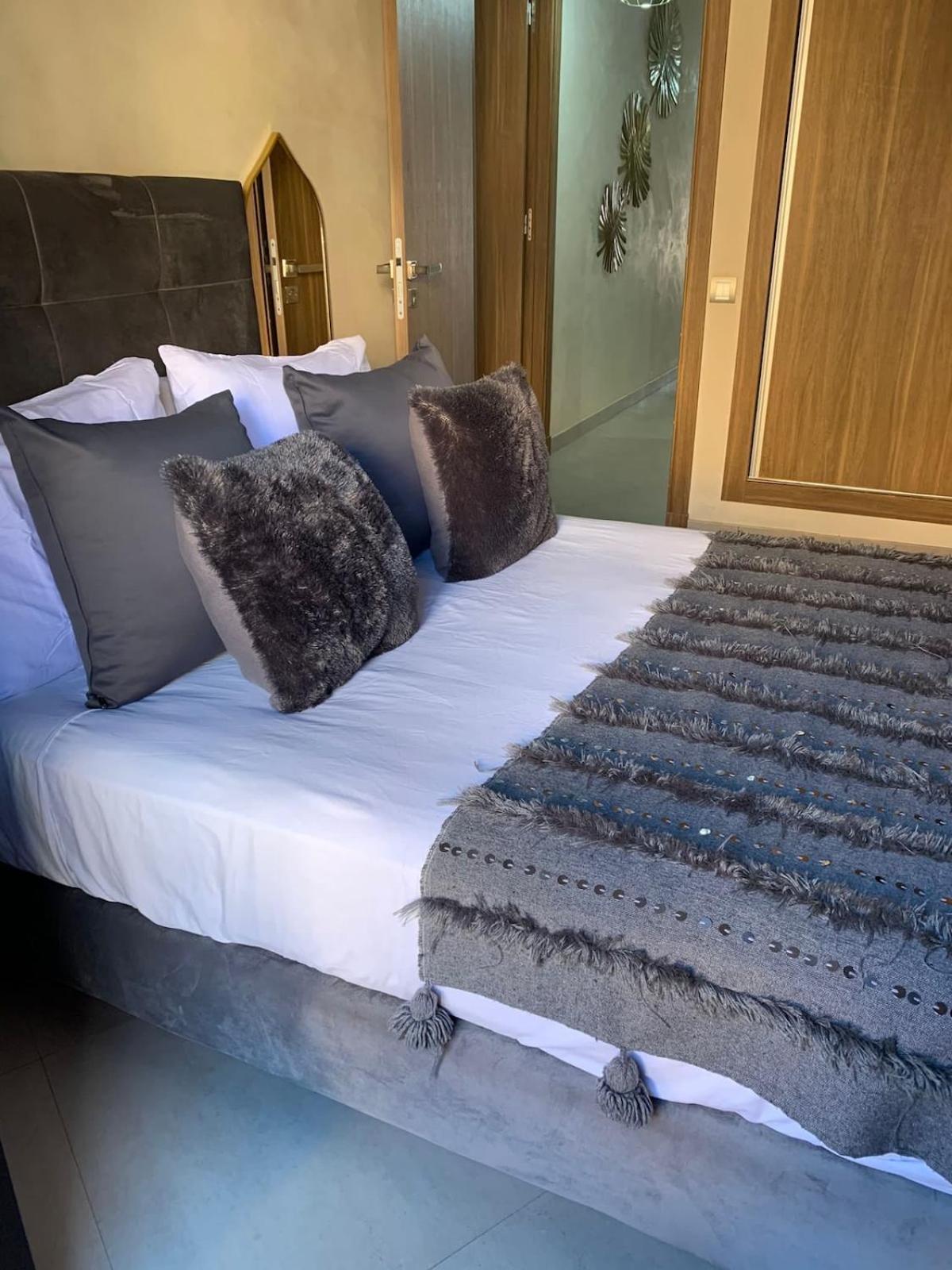Appartement Neuf Climatise, Centre Marrakech. Marrakesh Esterno foto